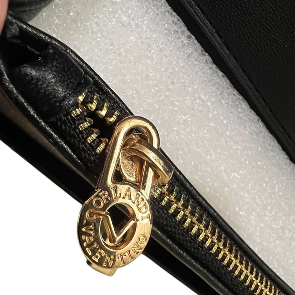 Elegant Black Quilted Chain Bag - Picture 9 of 16